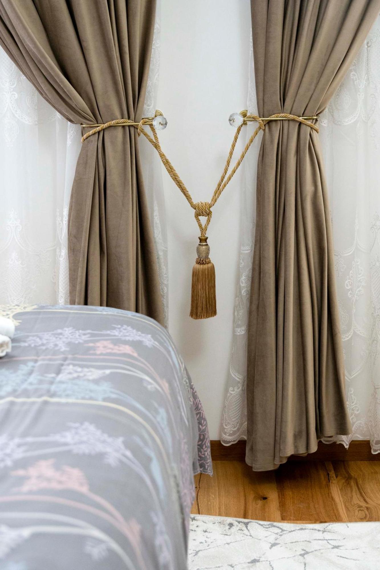 59 Bleu H City Center Apart With Freeparking, Ac, And An Extra Large Comfy Bed Cluj-Napoca Extérieur photo