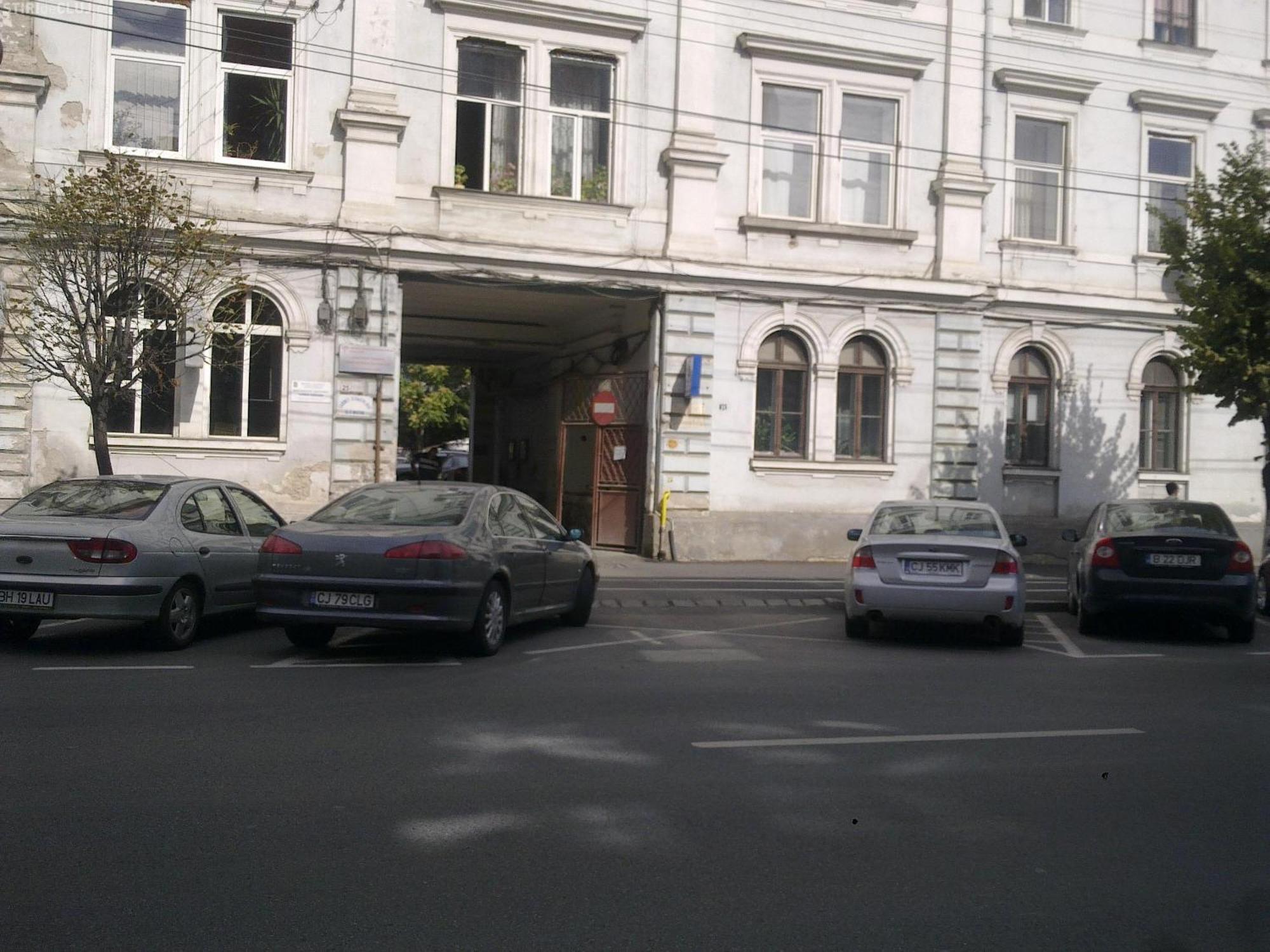 59 Bleu H City Center Apart With Freeparking, Ac, And An Extra Large Comfy Bed Cluj-Napoca Extérieur photo